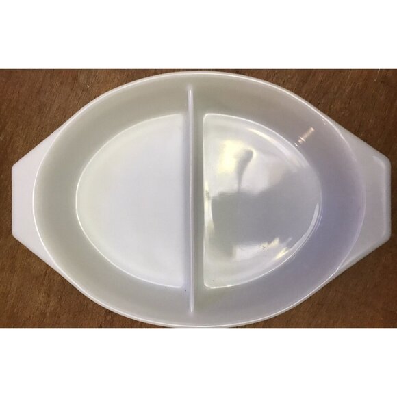 Vintage PYREX Verde Olive Divided Covered Casserole Dish HTF 1 Quart Size EUC - Picture 3 of 7